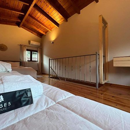 Guesthouse Mouses Kalavryta Exterior photo
